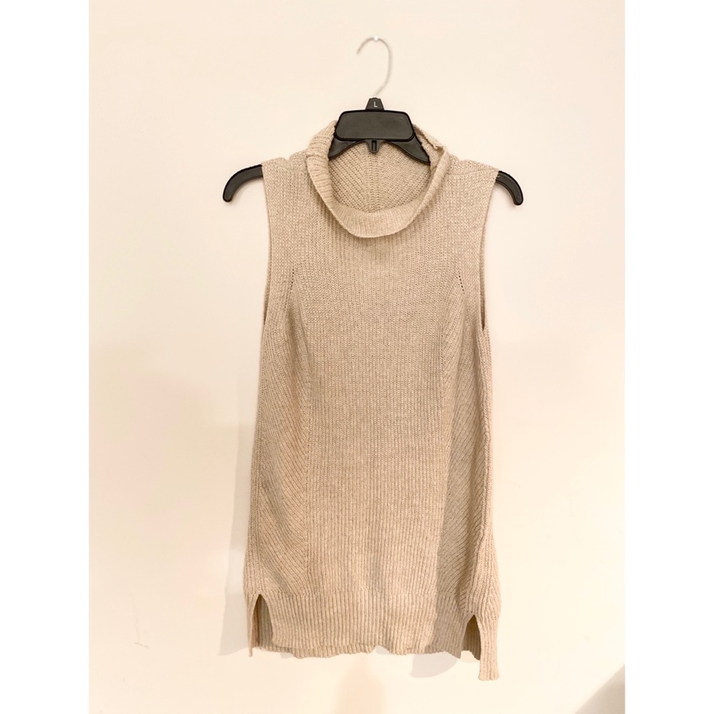 Vera Wang Sleeveless Sweater